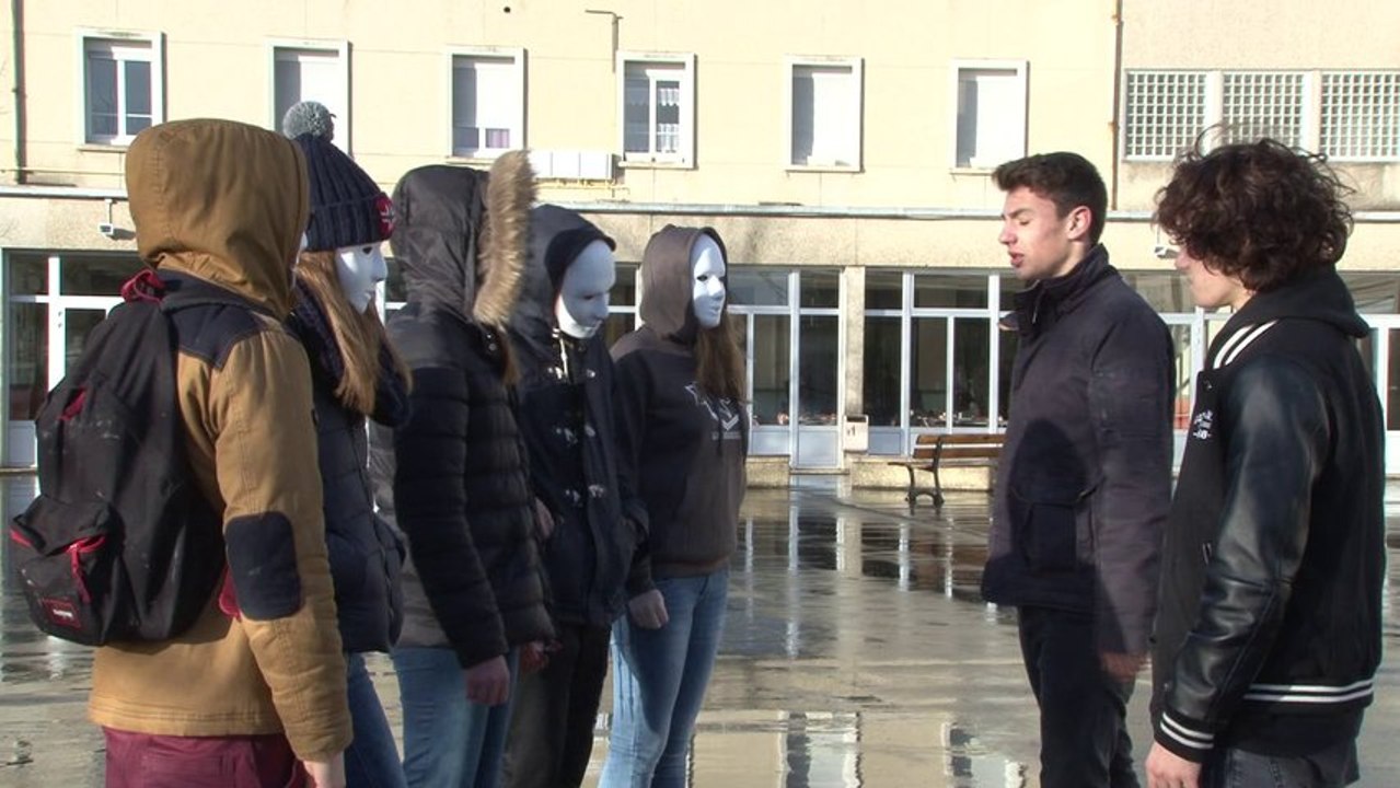 LYCEE CAEN faites tomber les masques.mp4