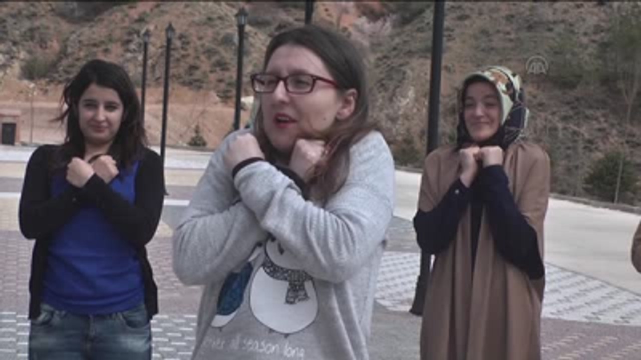 Gülme Terapisi"Yle Stres Atıyorlar