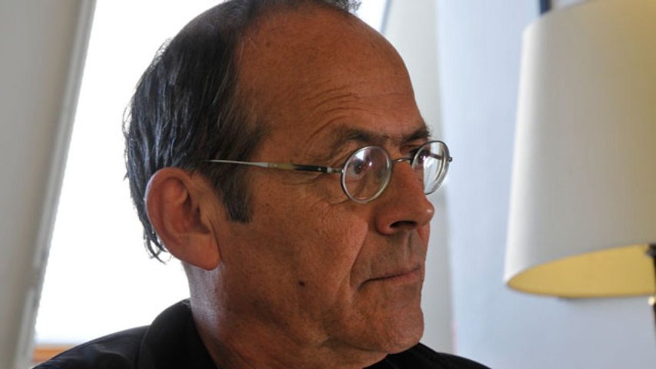 Bernard Stiegler : L’emploi est mort, vive le travail !