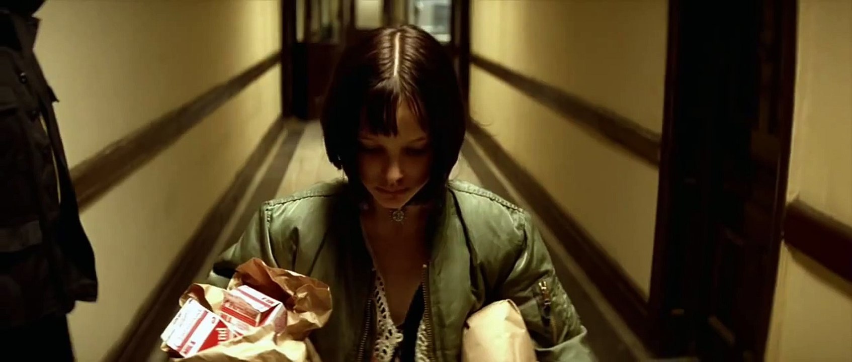 Leon: The Professional (1994) TRAILER (HD)
