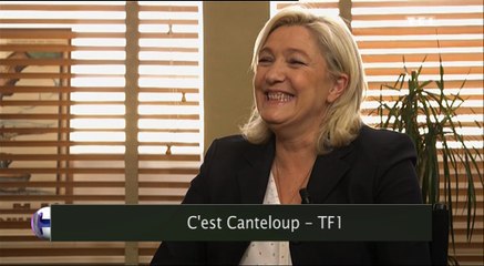 Nicolas Canteloup parodie une interview de Marine Le Pen