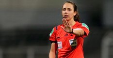 UEFA'yı Pes Ettiren Kadın Hakem