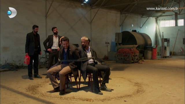 Poyraz Karayel 14. Bölüm - Bahri Baba ve adamları kurtulacak mı?