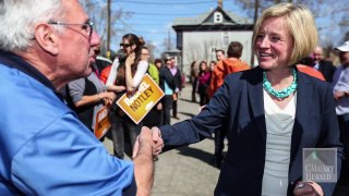 Notley and the Alberta NDP rally in Calgary