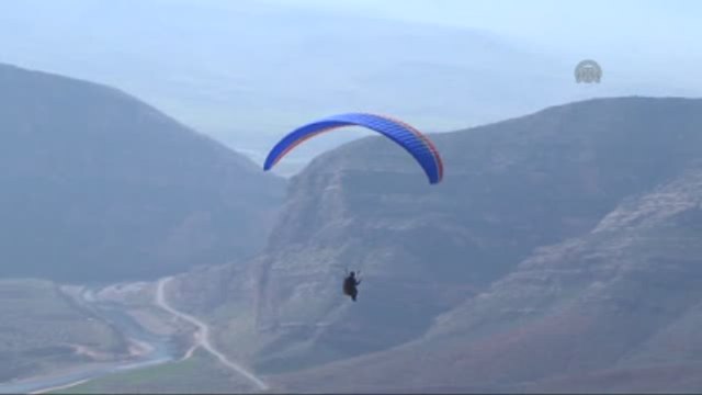 Yamaç Paraşütü Tutkunlarının İlgi Odağı Oldu