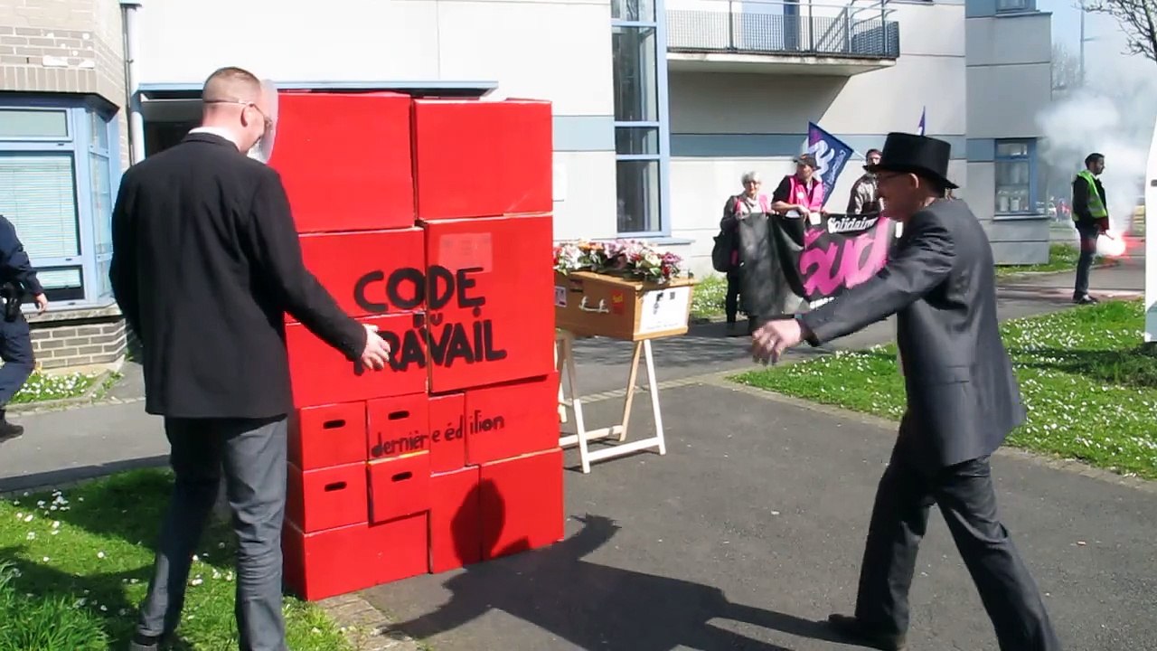 Valenciennes : la manifestation Solidaires devant l'Inspection du travail