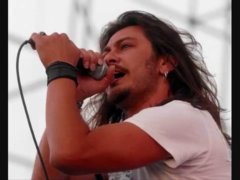 Barış Akarsu - Bir Sevmek Bin Defa Ölmek Demekmiş