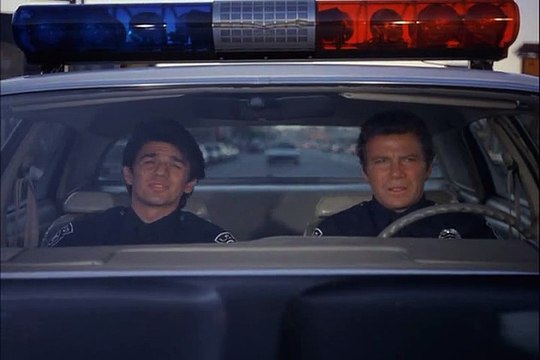 T.J Hooker - S1E04 - Hookers war