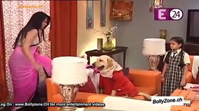Yeh Hai Mohabbatein Full Drama 9 April 2015 - Shagun Ko Lagta Hai Dog Se Dar