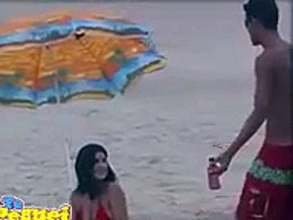 HOLE IN THE BRAZIL BEACH PRANK! PLEASE SHARE LIKE Pinoy Videos for more Videos