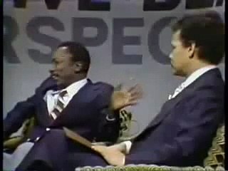 Garrett Morris and Julian Bond on IQ tests