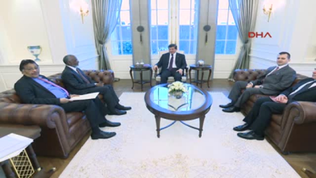Başbakan Davutoğlu Sudan Dışişleri Bakanı Ali Ahmed Karti ve Anayasa Mahkemesi Başkanı'nı Kabul Etti