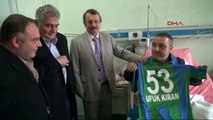 Trabzon - Fenerbahçe Yönetiminden Yaralı Şoför Ufuk Kıran'a Ziyaret