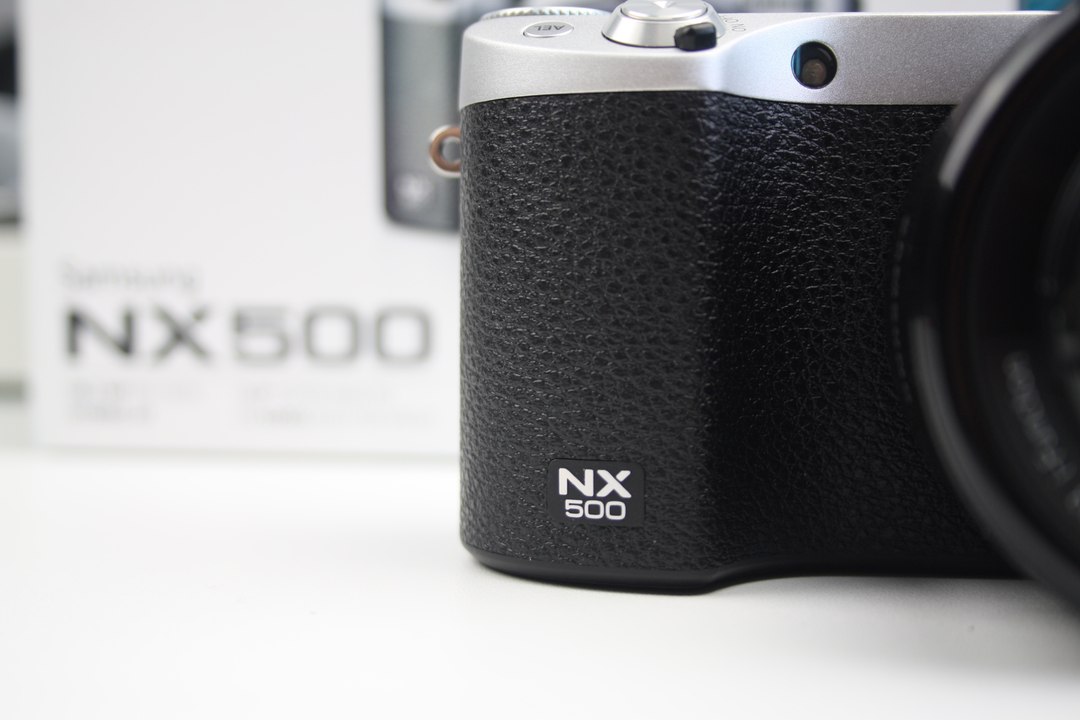 Samsung NX 500 Unboxing deutsch