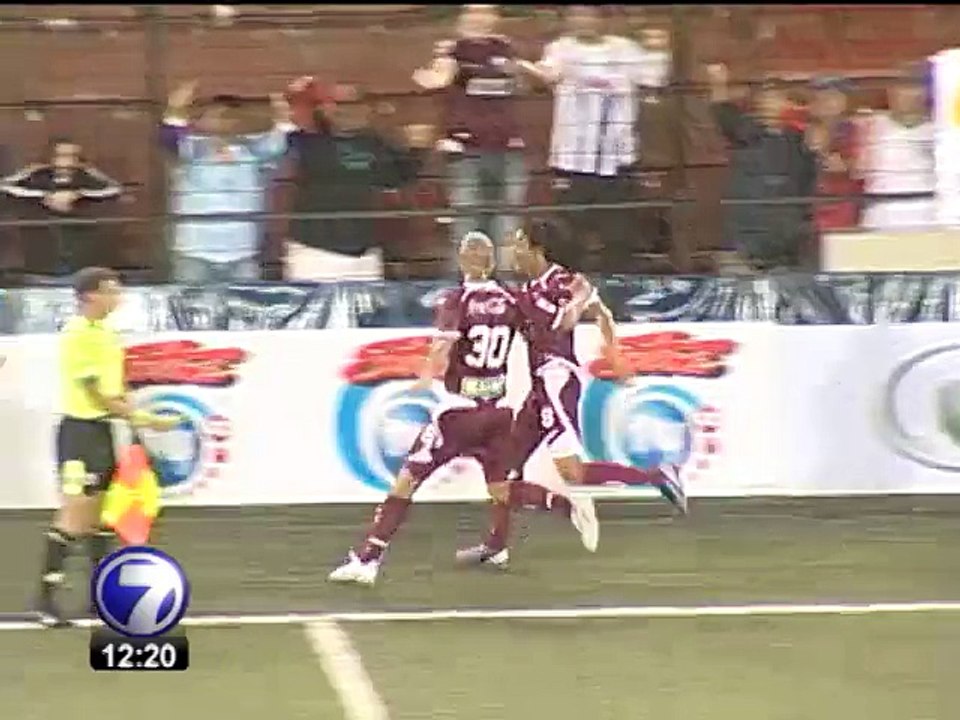 Yeltsin Tejeda portará la banda de capitán en el Saprissa