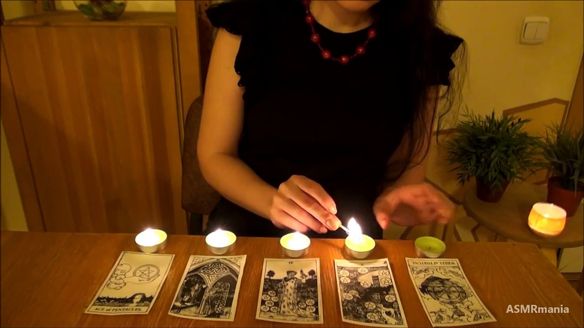 ⁣ASMR/АСМР (HD. Russian): Ритуал на картах таро (Ritual on tarot cards)