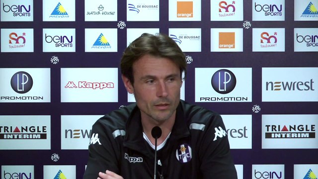 La conférence de presse de Dominique Arribagé avant TFC/Montpellier