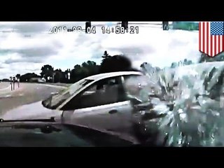 Безумные кадры аварии полицейской машины и попытки самоубийства