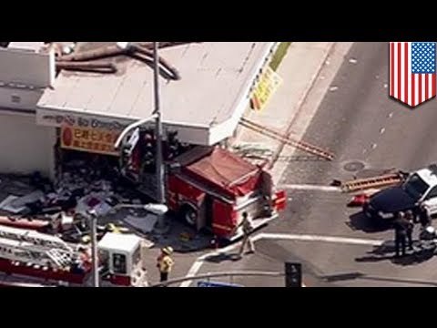 В южной Калифорнии пожарная машина въехала прямо в ресторан