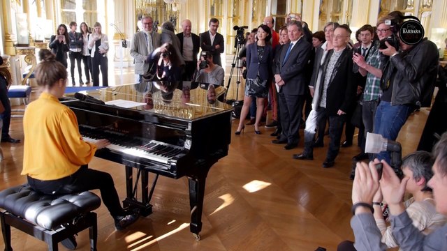 Klô Pelgag reçoit le prix Barbara 2014