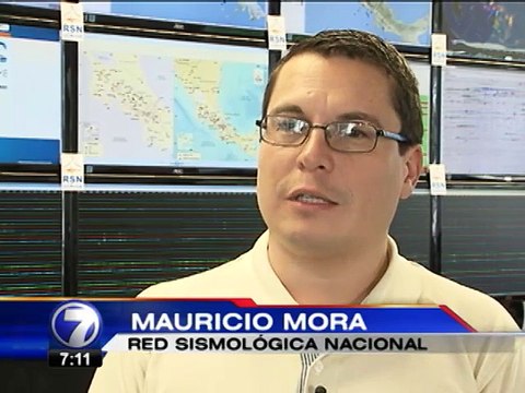Fumarolas, sismos y condiciones químicas en el Volcán Turrialba indican que no se debe bajar la guardia