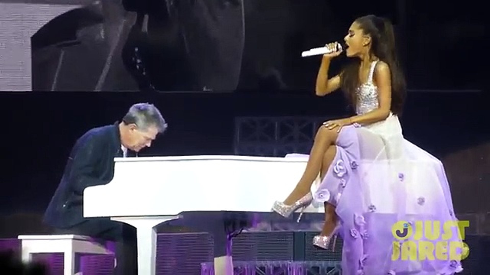 Ariana Grande - I Have Nothing on Honeymoon Tour (4/8/15) 