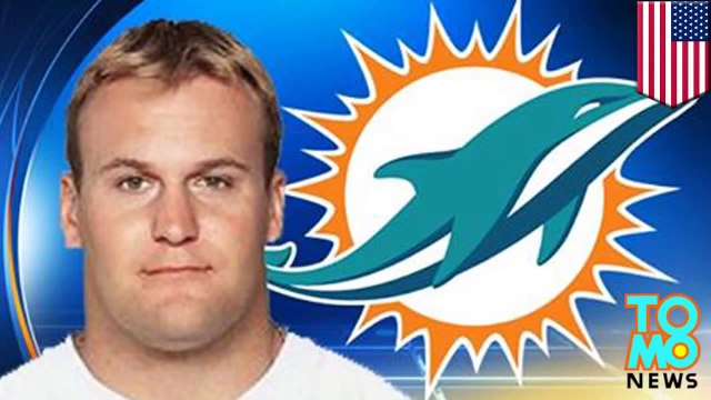 لاعب ميامي دلفين السابق رون كونراد يسبح مسافة 14كيلومتر ليصل إلى بر الامان