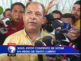 Entre un mar de seguidores Luis Guillermo Solís votó en Curridabat