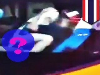 Заскучавшие туристы решили разнообразить поездку на автобусе