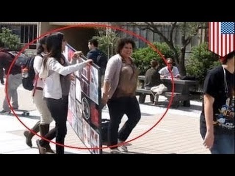 Профессорше, укравшей постер против абортов, предъявлены обвинения