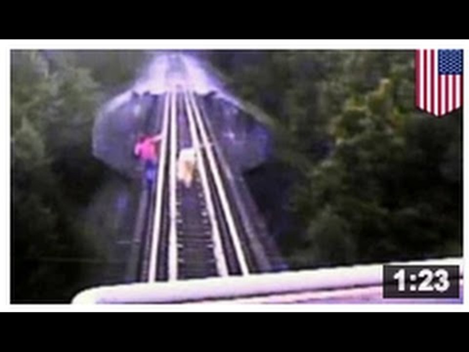 VIDEO FACE À LA MORT: Deux femmes courent devant un train et sur un pont … ensuite…