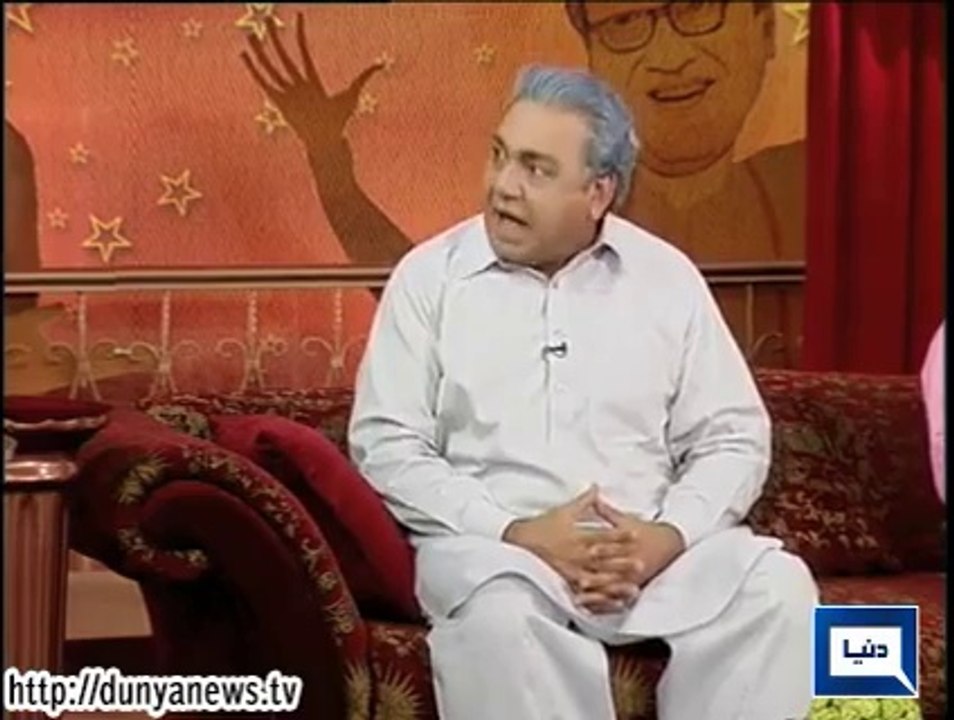 Azizi plays Shah Mehmood Qureshi in Hasb e Haal