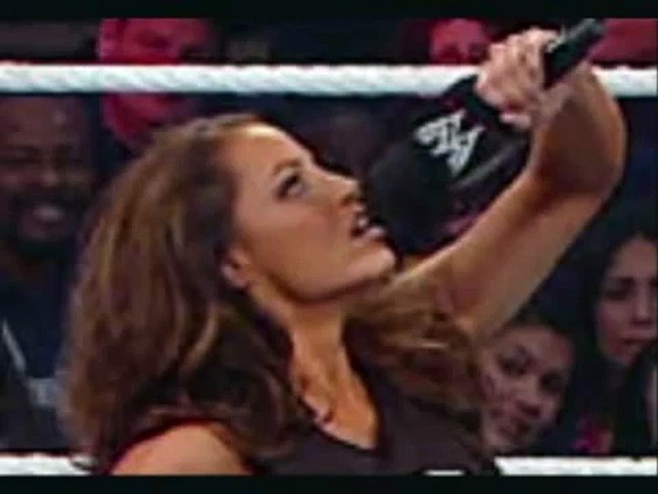 WWE PPV Elimination Chamber 2011 Review - Christian, Trish Stratus, Kelly Return