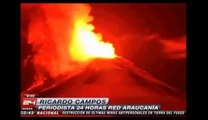 Villarica Volcano Enters Eruption in Chile - Volcán Villarrica hace erupción 2015 - VIDEO