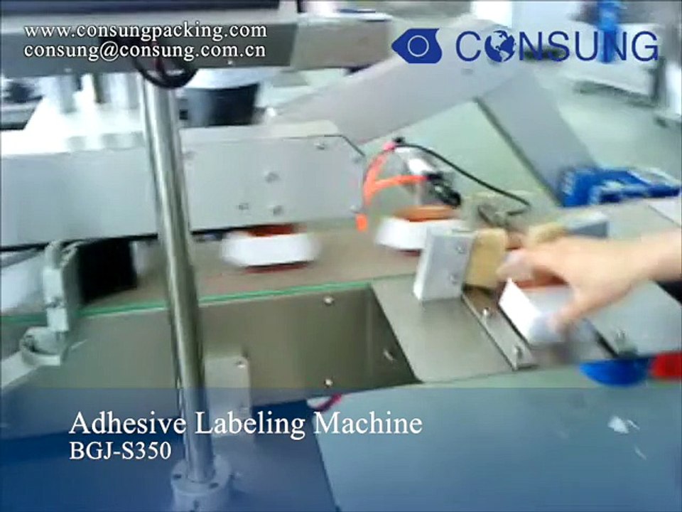 automatic three side sticker labeling machine for plastic box