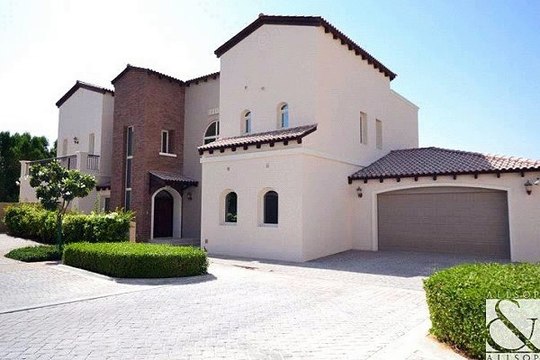 Jumeirah Golf Estates 6 Bedroom Golf Course View