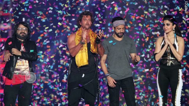 Kareena Kapoor_ Saif Ali Khan Congratulates Shahid Kapoor For Engagement 2015