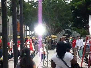 Chris Brown Kiss Kiss  FIU Florida International University