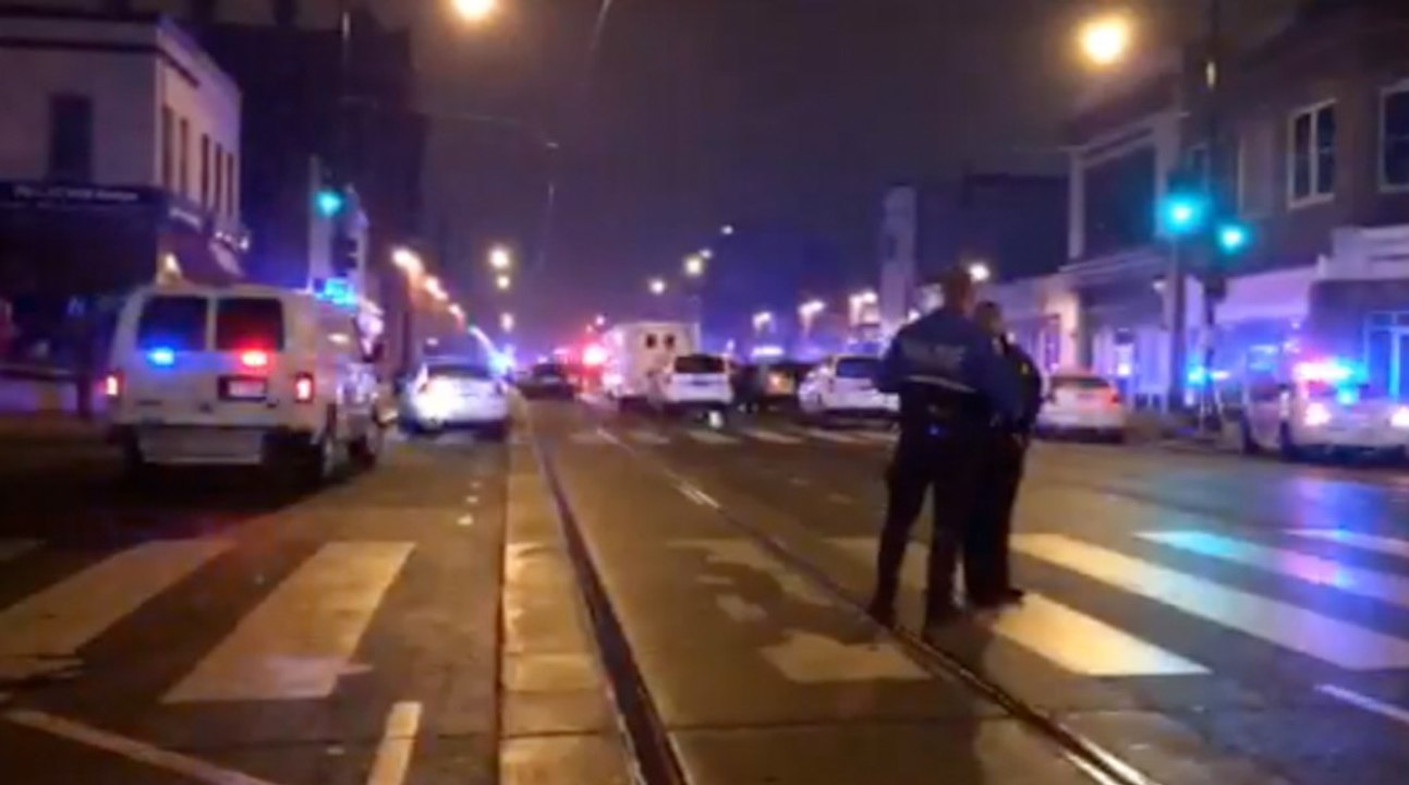 Cops rush to the scene of H Street standoff