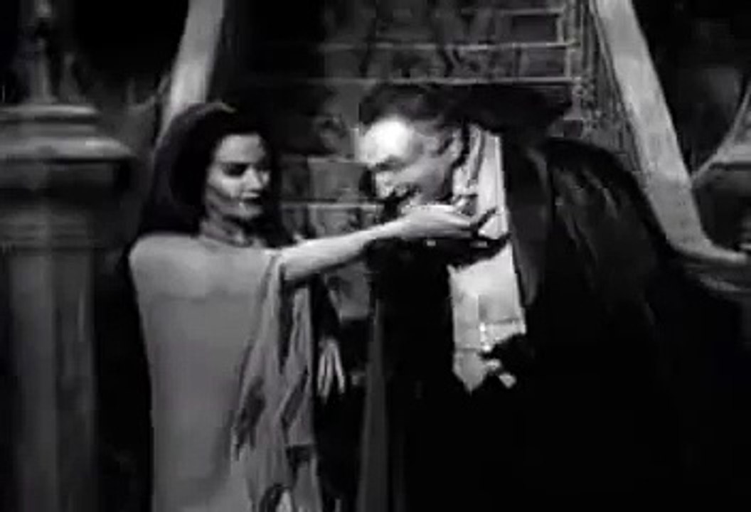 The Munsters - Original 1964 Theme!