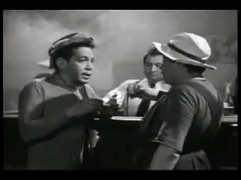CANTINFLAS CANTA EN EL TENAMPA OYE VALE