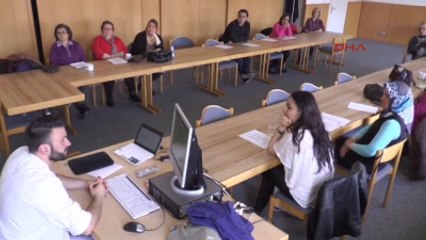 Münih?te Türklere Özel Türkçe İlk Yardım Kursu Verildi