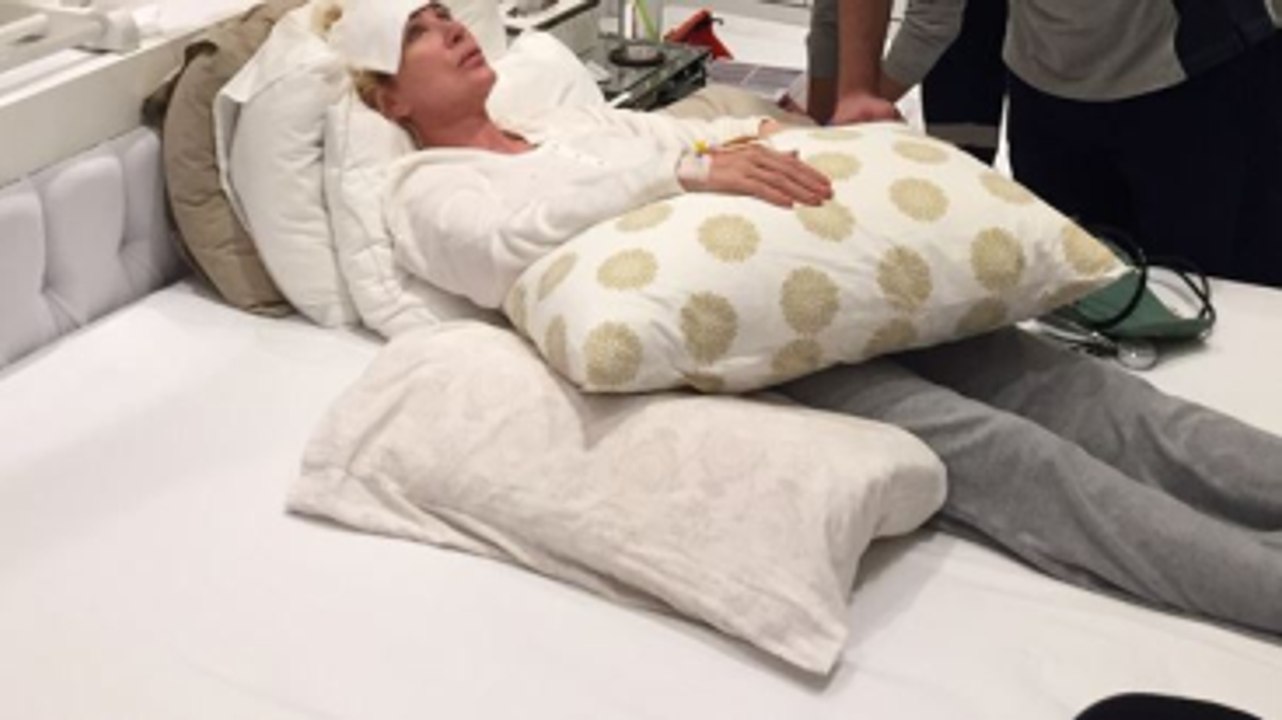 Seda Sayan Gece Evinde Rahatsızlandı