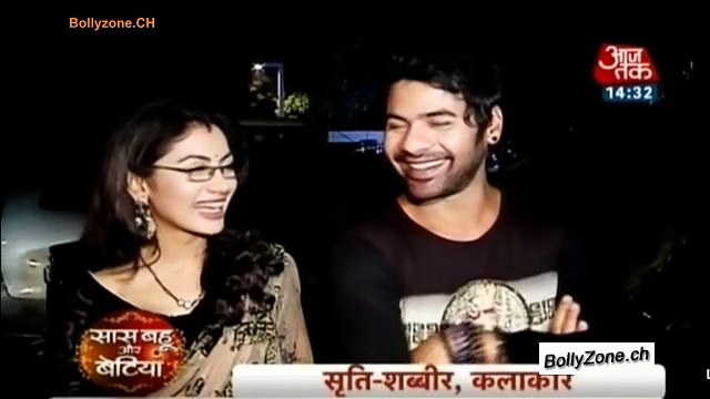 Abhi Baatenge Pragya Ka Dard!! - Kumkum Bhagya - 10th April 2015