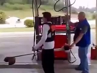 Kad Bosanac vozi trimer