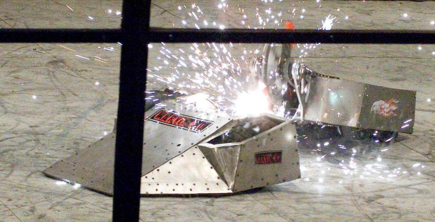 RoboGames : dans l’arène, des robots combattent à mort