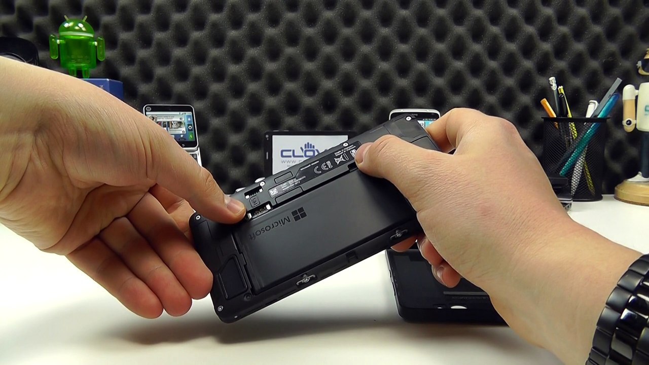 Microsoft Lumia 640 Unboxing