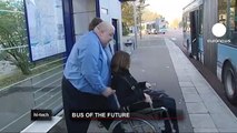 euronews hi-tech - Rouen teste le bus du futur, accessible aux personnes...