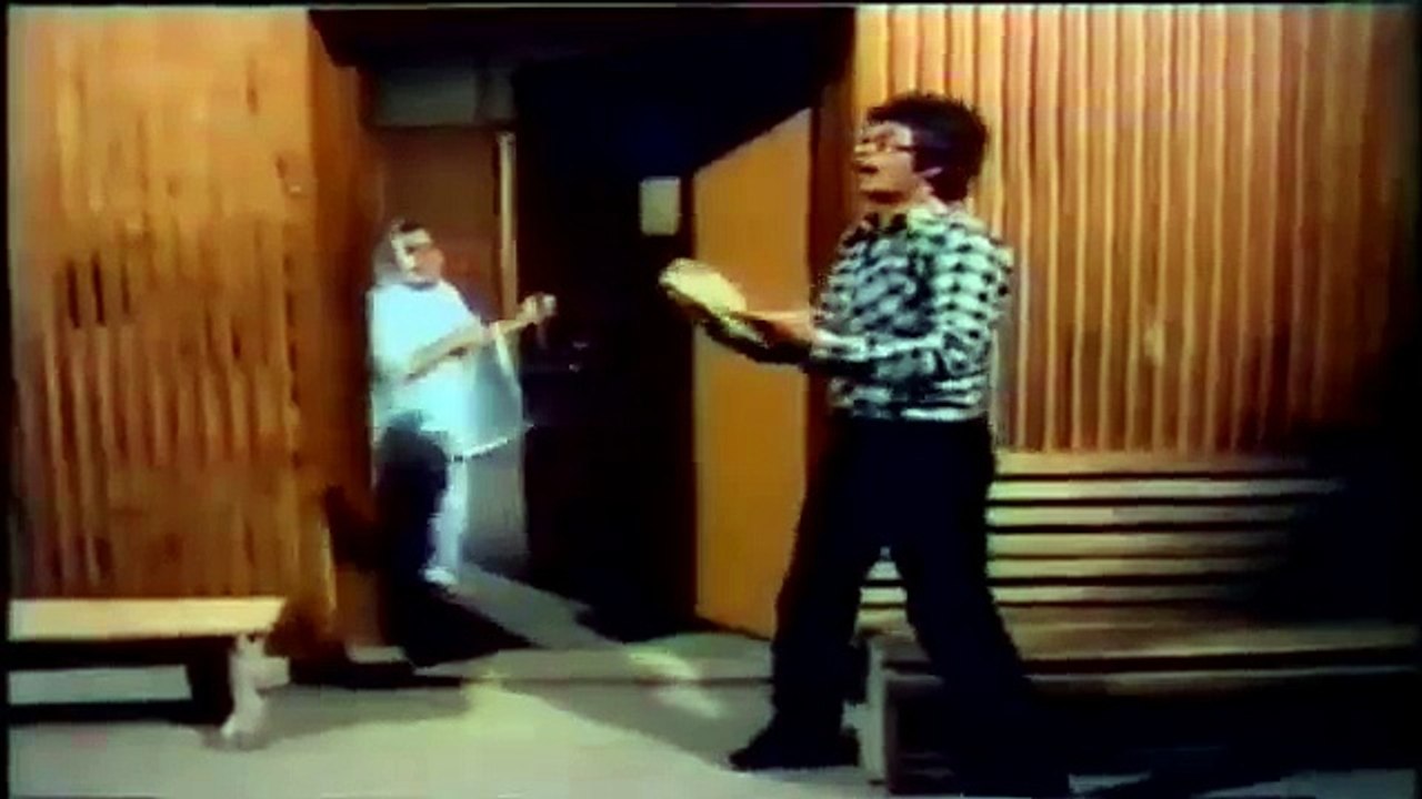 Operation Theater Cigarrete Funny Fifty fifty 50 50 Pakistani Comedy Clips Videos