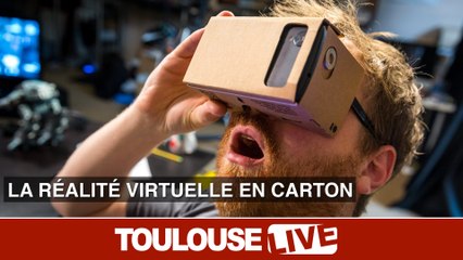 Une casque de réalité virtuelle en carton et en kit
